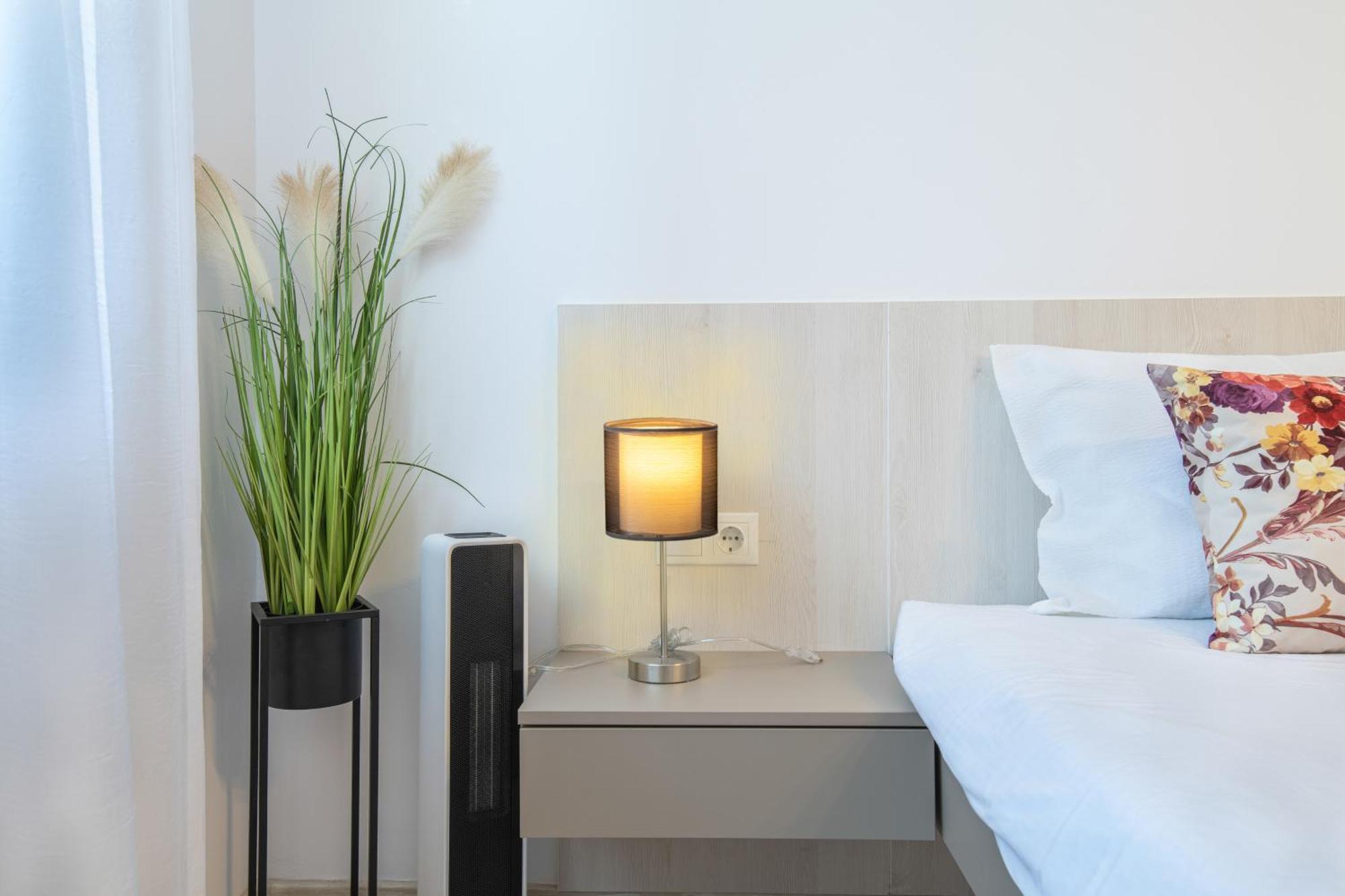Springhome - Cozy Apartment With Balcony & Parking Braşov Dış mekan fotoğraf