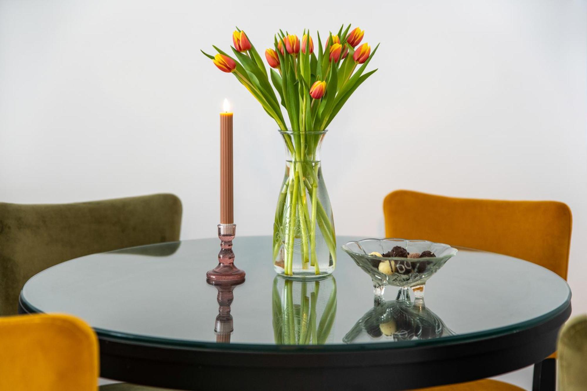 Springhome - Cozy Apartment With Balcony & Parking Braşov Dış mekan fotoğraf